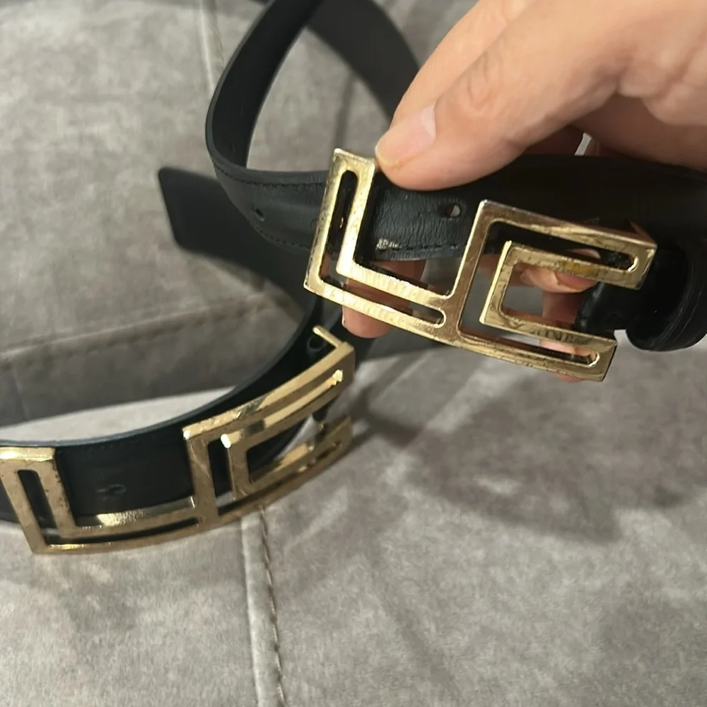 2 LES COPAINS // vintage LC gold logo black leather belt Y2K
